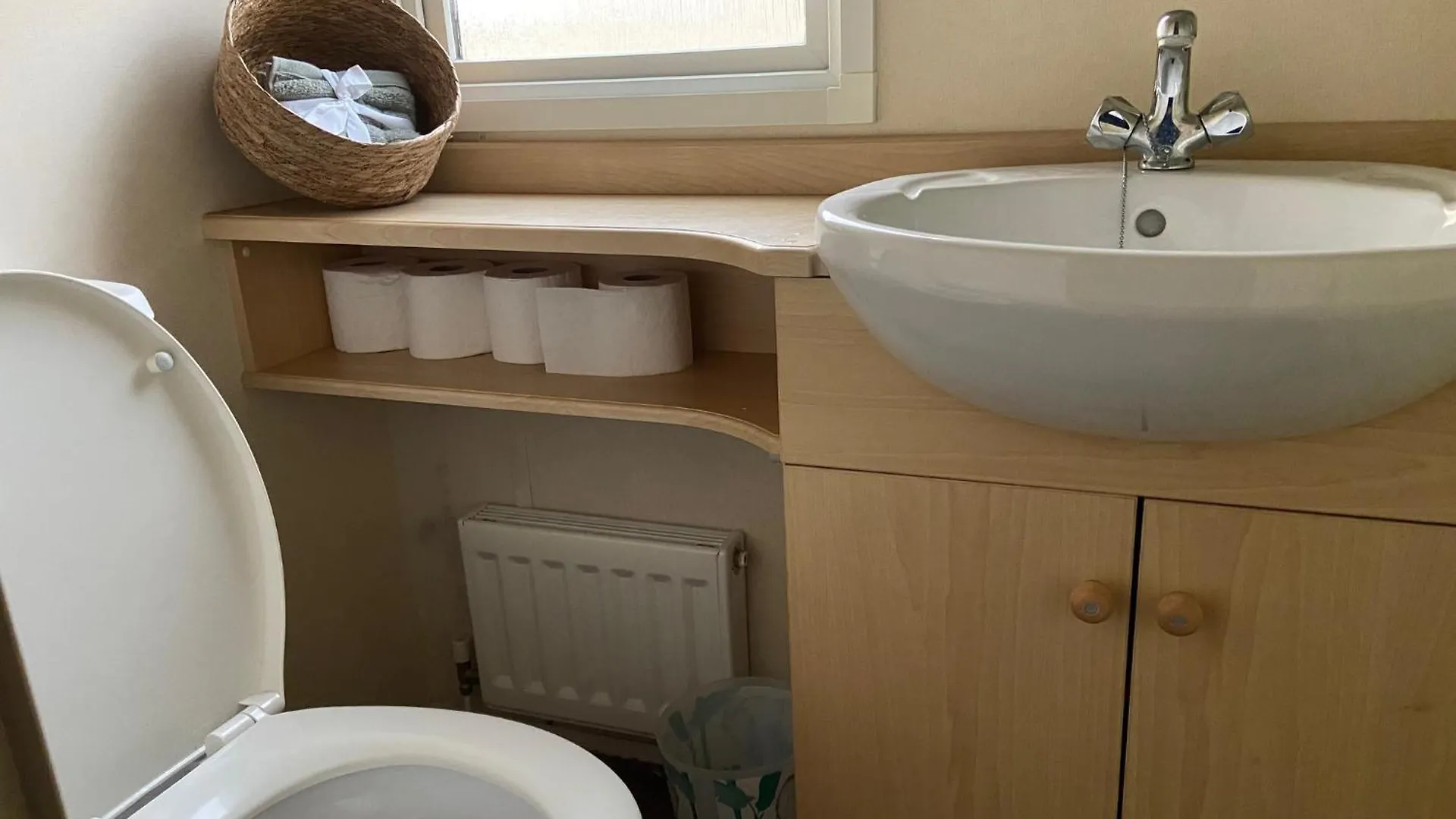 Coastal Caravan Holidays - Puffin 14 Tunstall  Tunstall (East Riding of Yorkshire)